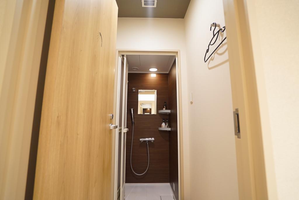 Capsule hotel Ekimae Bay